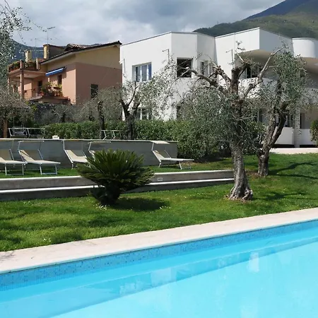 Borgo Degli Ulivi Di Olympic Garda Appart hôtel Toscolano Maderno